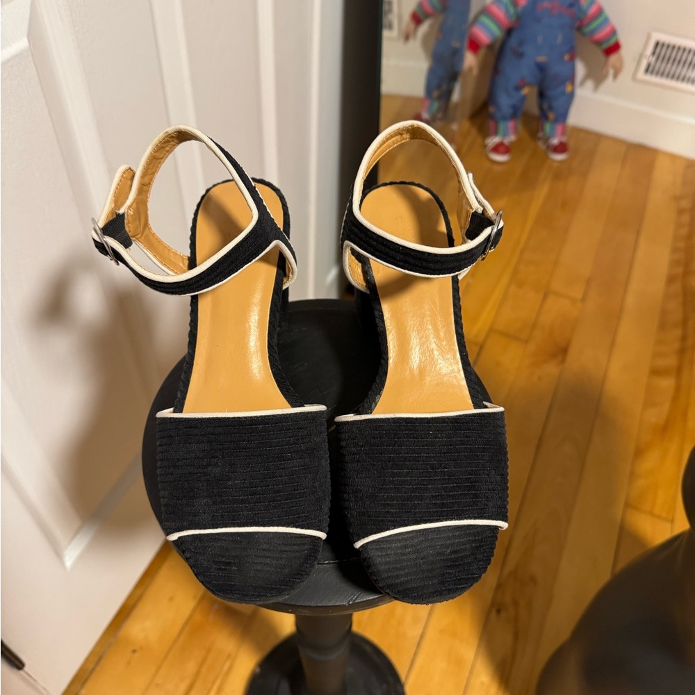 Elegant Black Women's Sandals